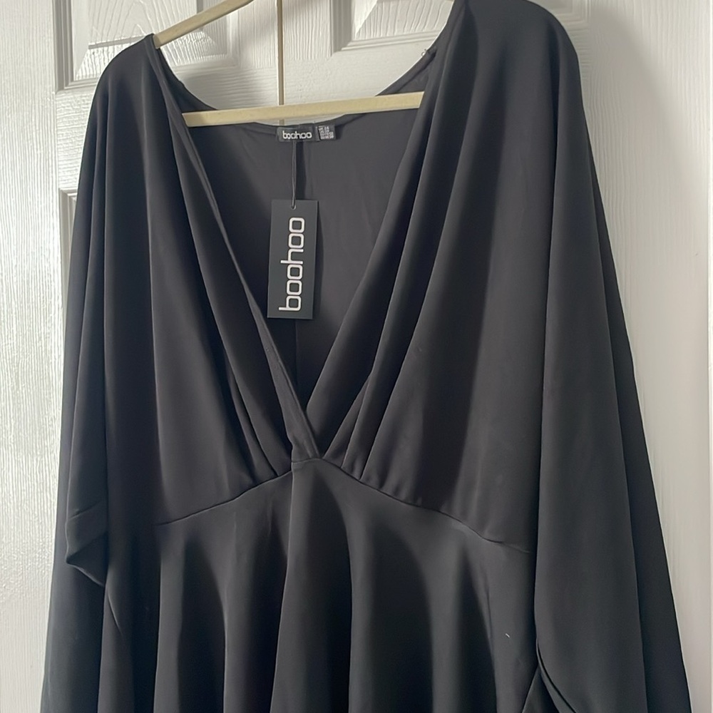 Plunge Kimono Sleeve Skater Dress - Picture 3 of 5